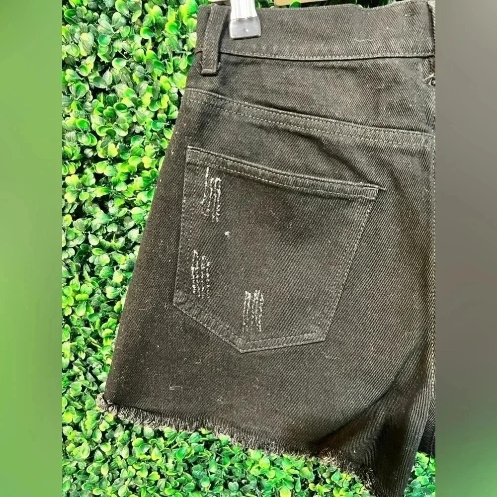 Boutique Distressed Denim Shorts in Black - Small NWT - Picture 7 of 7